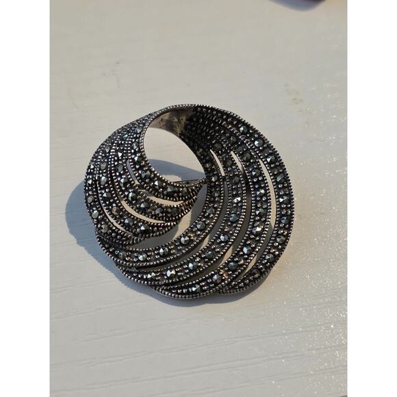 Vintage 925 Sterling Silver Marcasite Brooch & Earrings Set - Picture 7 of 9